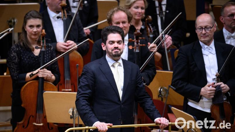 Die Ausladung des israelischen Dirigenten Lahav Shani von einem Festival in Gent stößt weiterhin auf Kritik. Bild: Bernd von Jutrczenka/dpa