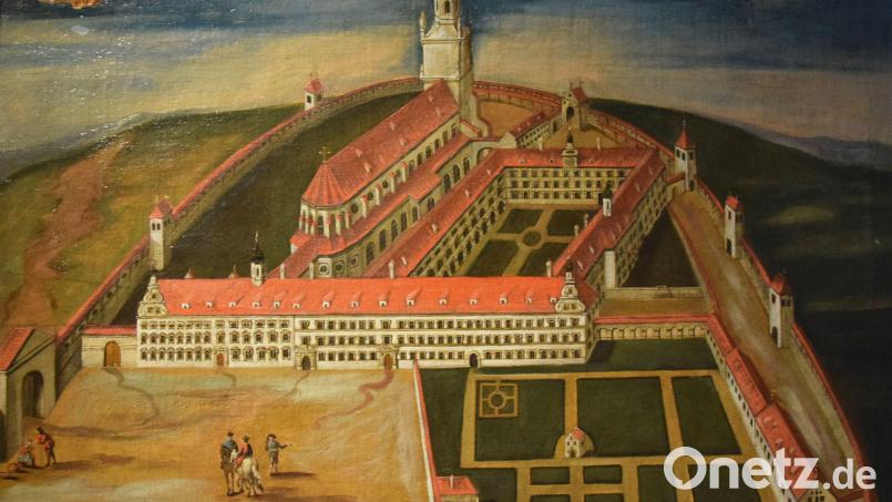Dieses Gemälde mit Georgskirche und Jesuitenkolleg von unbekannter Hand befindet sich als Leihgabe des Bayerischen Nationalmuseums im Stadtmuseum Amberg. Bild: Bayerisches Nationalmuseum