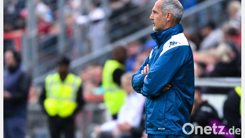 Anreise mit Problemen: Adi Hütter und die AS Monaco kommen erst am Spieltag nach Brügge. Bild: Sven Hoppe/dpa