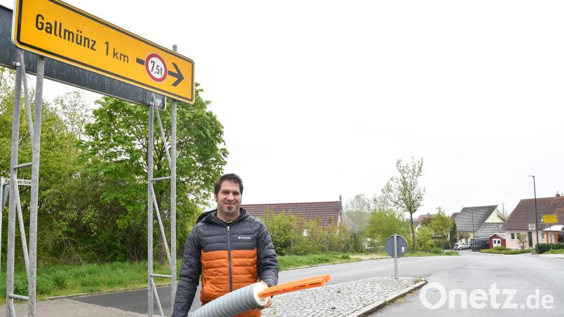Im April 2024 war Florian Gebhard noch voller Tatendrang und Zuversicht. Seine Idee hatte Potenzial – er wollte die beiden Sulzbacher Stadtteile Feuerhof und Gallmünz mit klimaneutraler Wärme aus seiner Biogasanlage versorgen. Eineinhalb Jahre später sind die Pläne gescheitert. Archivbild: Petra Hartl