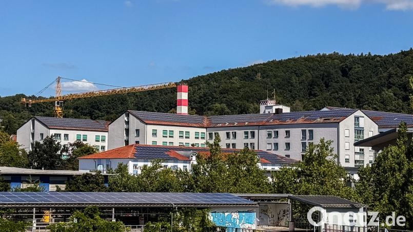 Mit 11, 5 Millionen Euro bezuschusst die Stadt das Klinikum St. Marien in Amberg im Jahr 2025. Das Geld ist aber nur für Aufgaben, die dem öffentlichen Interesse dienen, nicht für privatwirtschaftliche Tätigkeiten wie beispielsweise Parkraum oder Photovoltaikanagen. Das regelt der Betrauungsakt. Bild: Stephan Huber
