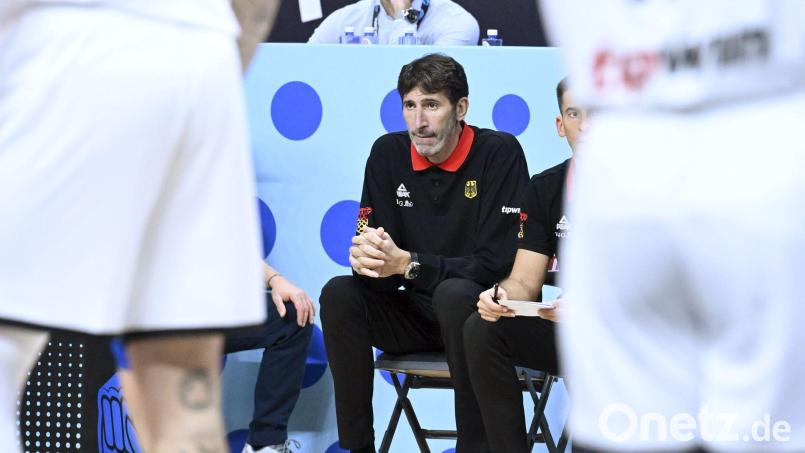 Bundestrainer Mumbru kehrte angeschlagen zum Nationalteam zurück. Bild: Heikki Saukkomaa/Lehtikuva/dpa