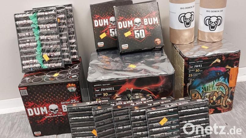 Die Bundespolizei entdeckte 16 Kilogramm Pyrotechnik bei einer Kontrolle auf der A6. Bild: Bundespolizei