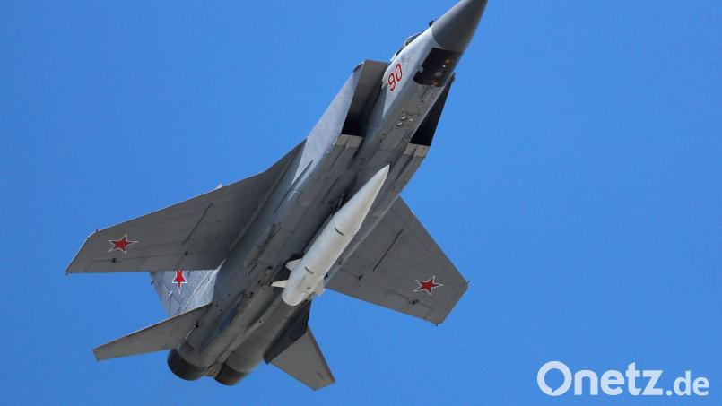 Russischer Kampfjet des Typs MiG-31 Bild: Pavel Golovkin/AP/dpa