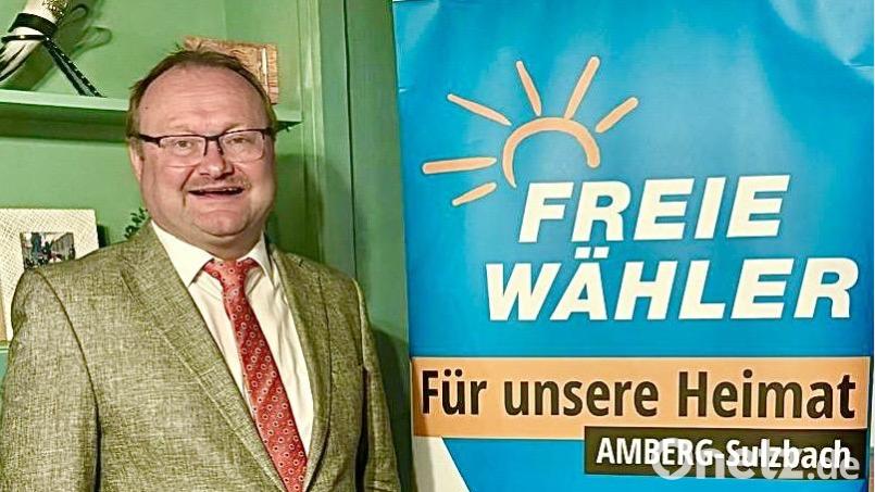 Erneut tritt der Amtsinhaber Uwe König bei den Kommunalwahlen als einstimmig nominierter Bürgermeisterkandidat an Bild: FW Freihung