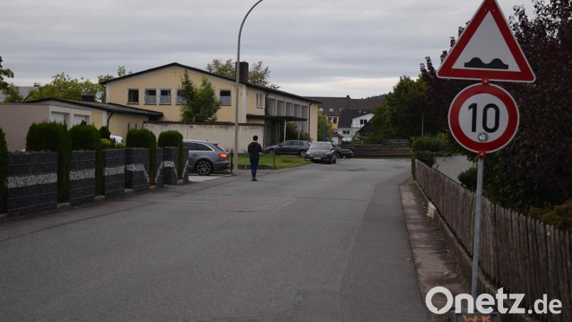 Die Sanierung zweier Teilbereiche der Kolpingstraße ist die letzte Straßenbaumaßnahme in diesem Jahr. In Kürze sollen die Arbeiten beginnen. Bild: bnr
