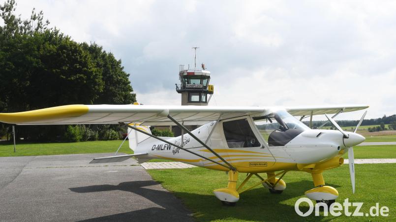 Wird der Flugplatz in Latsch bald zu einem Sonderlandeplatz? Den Antrag darauf wird die Stadt nun beim Luftamt Nordbayern stellen. Archivbild: Gabi Schönberger