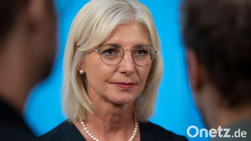 Die Vorsitzende der Frauen-Union in der CSU, Ulrike Scharf, wagt einen neuen Ansatz für eine Frauenquote in der CSU. Ob sie davon auch Parteichef Söder überzeugen kann, ist aber alles andere als sicher. (Archivbild) Bild: Peter Kneffel/dpa
