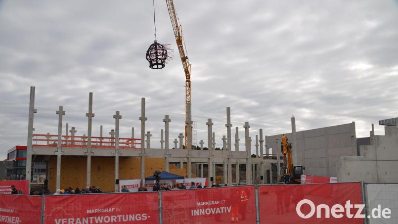 In Kemnath entsteht derzeit das neue Ausbildungs- und Trainingszentrum der Firma Markgraf. Bild: ak