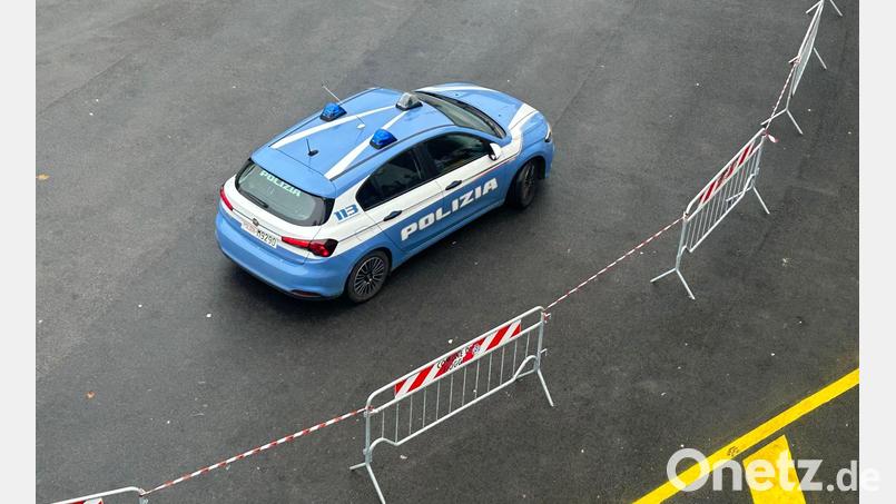 In Italien nahm die Polizei einen Beamten fest, der nach dem Einstempeln gleich wieder nach Hause ging. (Symbolbild) Bild: Christoph Sator/dpa