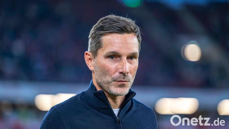 Hertha-Trainer Stefan Leitl will eine aktive Mannschaft auf dem Platz sehen. Bild: David Inderlied/dpa