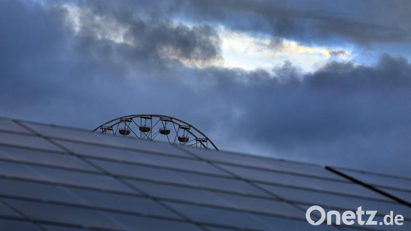 Der Deutsche Wetterdienst erwartet viele Wolken. (Archivbild) Bild: Karl-Josef Hildenbrand/dpa