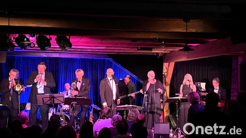 Die Formation &quot;Fundamental Soul Thunder&quot; überzeugt im Schafferhof auf ganzer Linie - sowohl gesanglich wie auch instrumental. Bild: stg
