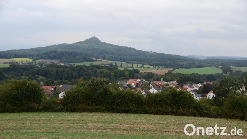 In der ersten Sitzung nach der Sommerpause befasste sich der Gemeinderat mit den Änderungen des Regionalplanentwurfs Oberpfalz-Nord im Teilabschnitt „Windkraft“. Bild: ak