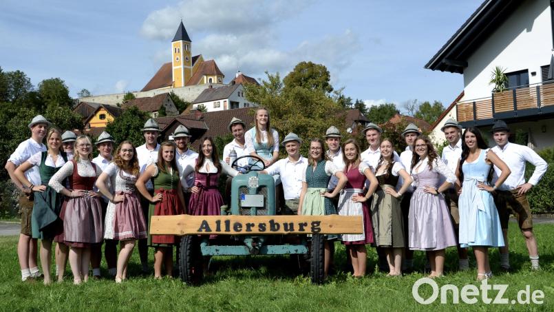 Von Freitag, 3. Oktober, bis zum Montag, 6. Oktober, wird in Allersburg die Wiesenkirwa gefeiert. Die Allersburger Kirwa-Paare freuen sich dazu auf viele Gäste. Bild: bö