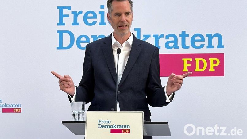 FDP-Chef Dürr: Man sollte auch weniger Urlaub nehmen dürfen. (Archivbild) Bild: Andreas Hoenig/dpa