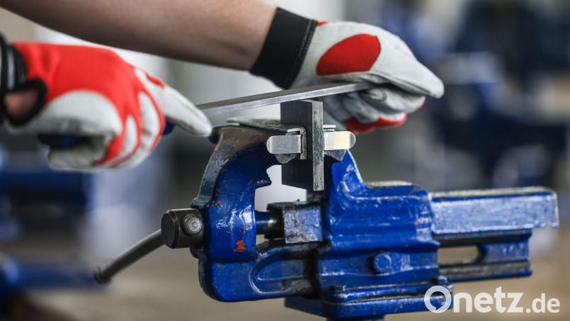 Der exportorientierte Maschinenbau leidet unter dem Zollstreit mit den USA. (Symbolbild) Bild: Oliver Berg/dpa