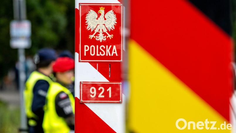 Die polnischen Kontrollen an der Grenze zu Deutschland werden bis zum 4. April verlängert. (Archivbild) Bild: Stefan Sauer/dpa
