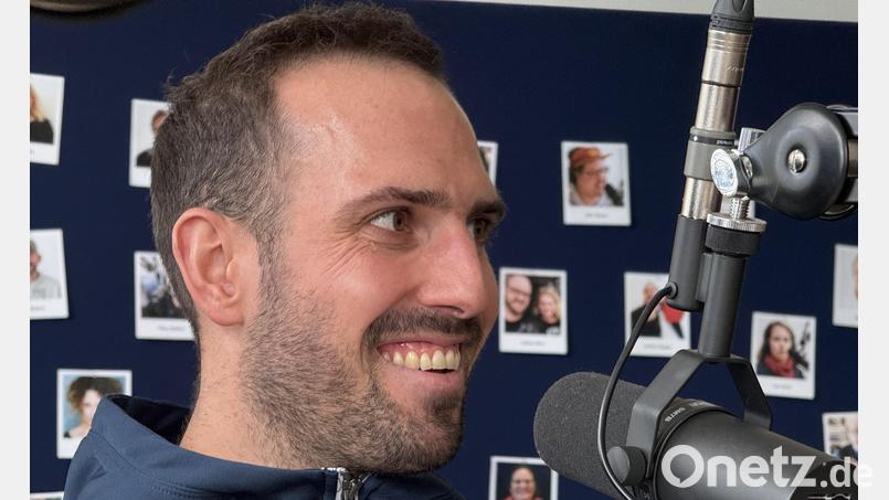 Manuel Edfelder, neuer Verteidiger der Blue Devils Weiden, war zu Gast in der neuen Folge des Podcasts &quot;Powerplay&quot;. Bild: Gabi Schönberger