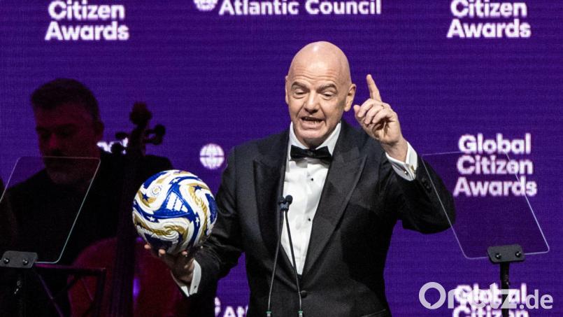 Fußball-Weltverbandschef Gianni Infantino spricht auch über politische Themen. Bild: Stefan Jeremiah/FR171756 AP/AP/dpa