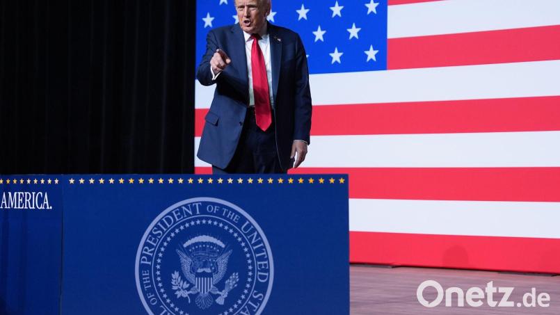 Der US-Präsident hat laut übereinstimmenden US-Medienberichten entschieden, dass sich sein Land in einem „bewaffneten Konflikt“ mit Drogenkartellen befindet. (Archivbild) Bild: Evan Vucci/AP/dpa