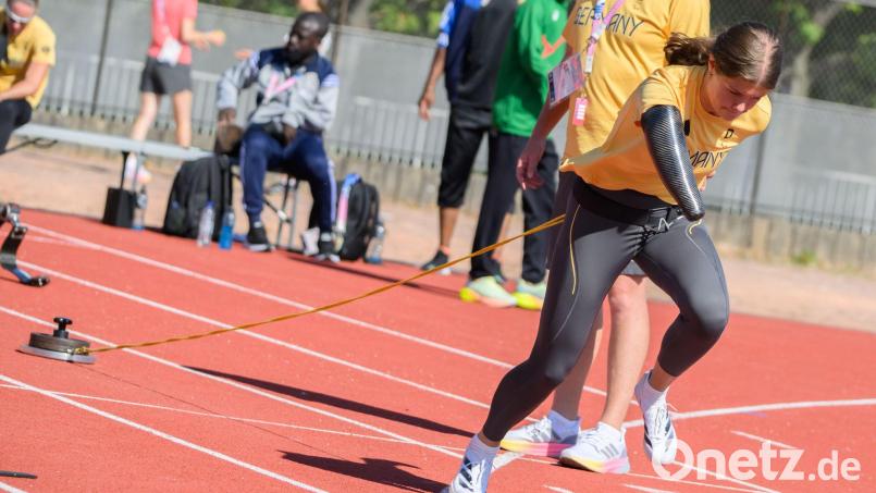 Jule Roß hat bei der Para-Leichtathletik-WM in Indien Bronze gewonnen. (Archivbild) Bild: Julian Stratenschulte/dpa