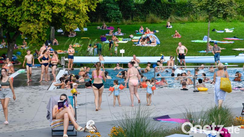 Am 2. Juli waren knapp 2800 Menschen im Waldbad – der besucherstärkste Tag in der Saison 2025. Archivbild: Petra Hartl