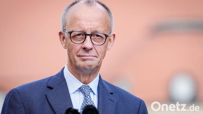 Kanzler Merz lädt zu einem Autogipfel. Bild: Kay Nietfeld/dpa