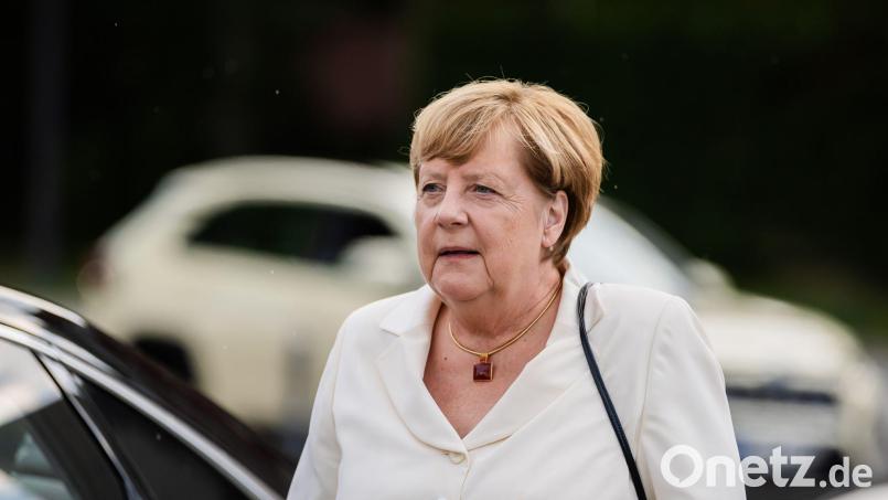 Merkel geht hart mit der AfD ins Gericht. (Archivbild) Bild: Christoph Soeder/dpa