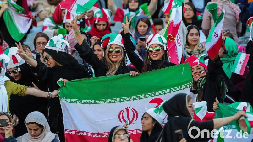 Die USA sollen die Einreise einer Delegation des iranischen Fußballverbands zur WM-Auslosung verweigert haben. (Archivbild) Bild: Saeid Zareian/dpa