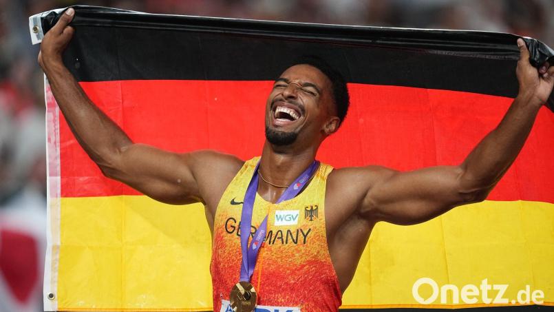 Zehnkämpfer Leo Neugebauer bejubelte in Tokio WM-Gold. Bild: Michael Kappeler/dpa