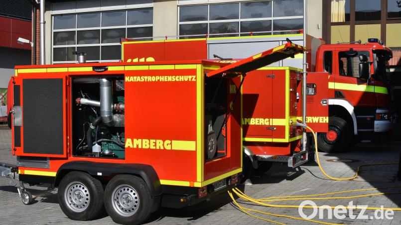 So sieht es unter anderem aus, wenn die Führungsgruppe Katastrophenschutz in Amberg übt. Archivbild: Stephan Huber