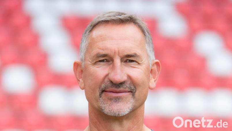 Achim Beierlorzer ist nicht mehr Geschäftsführer Sport beim SSV Jahn Regensburg. Bild: Photo-Studio Büttner/exb