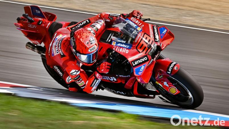 Jüngst erst das Titel-Comeback, nun verletzt: Weltmeister Marc Márquez (Archivbild). Bild: Pavlíèek Luboš/CTK/dpa