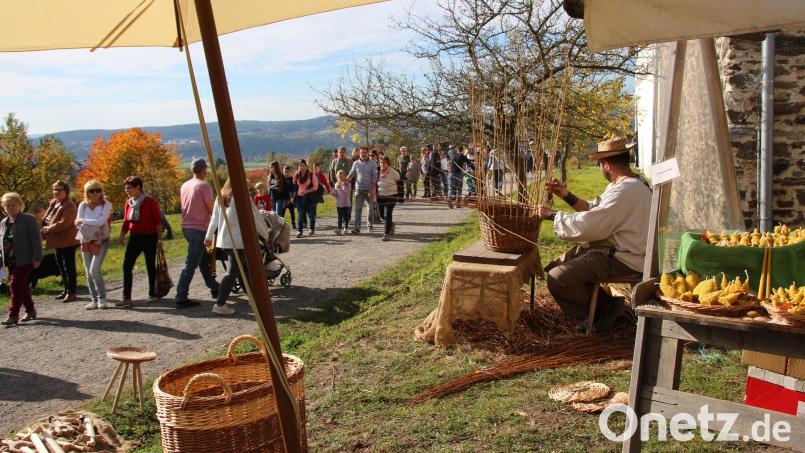 Der Kirchweihmarkt soll im Oktober ins Freilandmuseum Oberpfalz locken. Archivbild: Simone Kramer