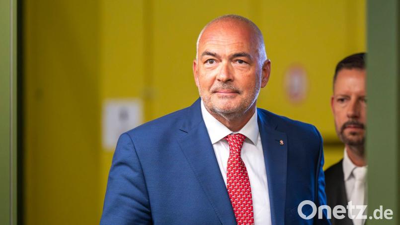 Muss wieder vor Gericht: der ehemalige CDU-Bundestagsabgeordnete Axel Fischer. Bild: Peter Kneffel/dpa