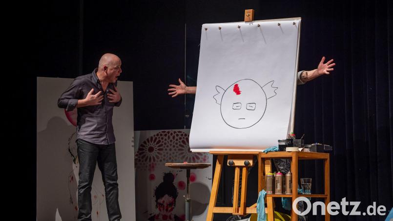 Das Theaterstück „Von Sokrates bis Putin“ im Stadttheater Amberg verspricht eine humorvolle Zeitreise. Bild: Leo Fellinger