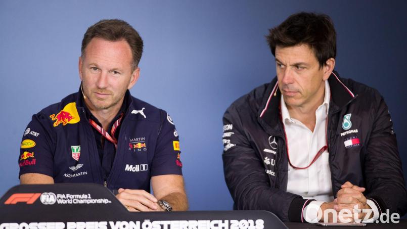 Horner (links) und Wolff haben sich in der Formel 1 oft gestritten. (Archivbild) Bild: Georg Hochmuth/apa/dpa
