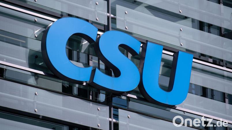 Nach einer mutmaßlichen Brandstiftung vor der CSU-Parteizentrale ist ein Tatverdächtiger festgenommen worden. (Illustration) Bild: Sven Hoppe/dpa