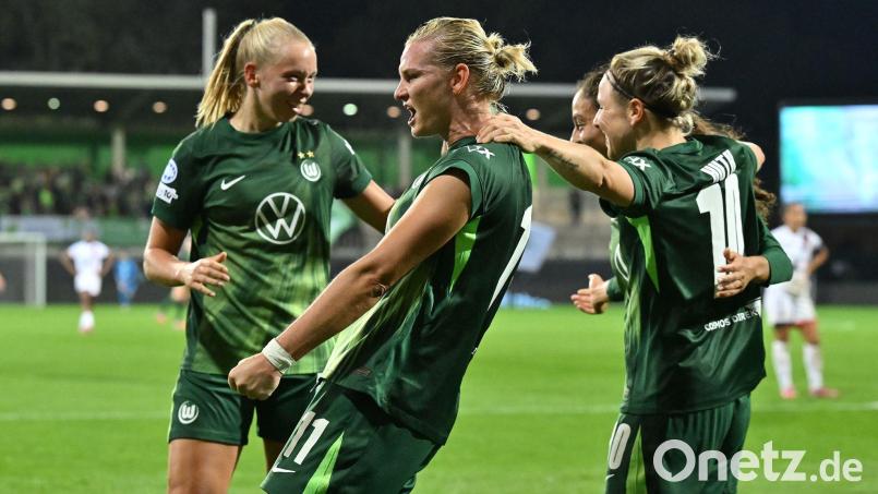 Wolfsburgs Fußball-Frauen wollen auch gegen Bayern München jubeln. Bild: Swen Pförtner/dpa