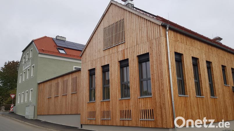 In der Gemeinderatssitzung wurden weitere Aufträge für das Projekt der ehemaligen Metzgerei und des Gasthauses vergeben. Bild: Benkhardt