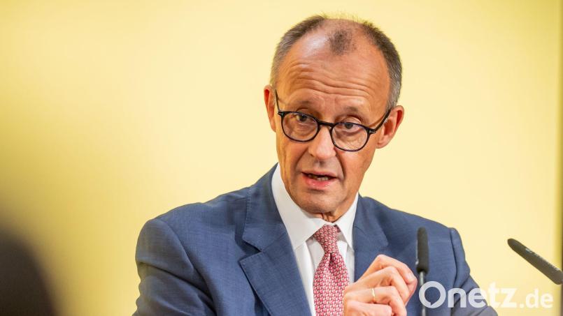 Die Frage einer militärischen Beteiligung an einer internationalen Stabilisierungsmission stelle sich für Deutschland nicht, so Merz. (Archivbild) Bild: Michael Kappeler/dpa