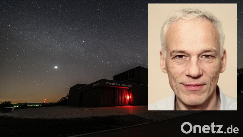 Rudolf von Waldenfels liest im Planetarium Ursensollen aus seinem Roman „In die Nacht“. Bildmontage: Rudolf v. Waldenfels / Sternfreunde Amberg-Ursensollen