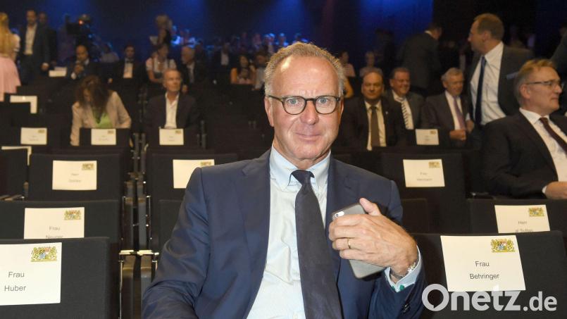 Schon vor zehn Jahren nahm Karl-Heinz Rummenigge einen Bayerischen Sportpreis entgegen - damals stellvertretend für die Profimannschaft des erfolgreichsten deutschen Fußballvereins. (Archivbild) Bild: picture alliance / dpa