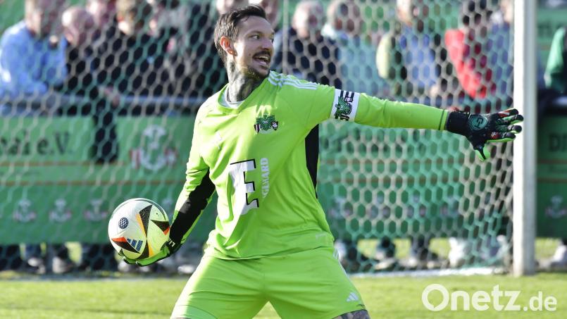 Eine herausragende Leistung von Keeper Christopher Sommerer legt den Grundstein für den Ammerthaler Sieg. Bild: Hubert Ziegler