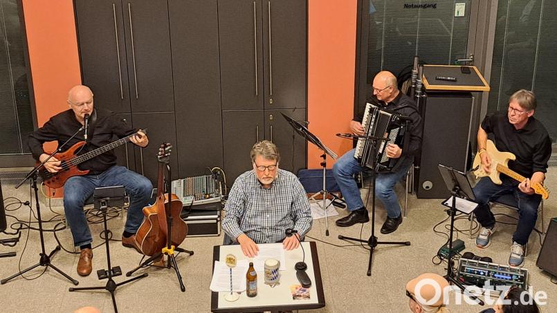 Mit den &quot;Vier Unverdorbenen&quot; Jürgen Zach, Karl Stumpfi, Franz Schöberl und Klaus Götze (von links) haben die Freunde der Kunst einen Glanzpunkt im Jahresprogramm gesetzt. Bild: wel