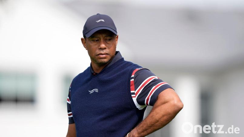 Tiger Woods musste sich wegen eines Bandscheibenvorfalls erneut am Rücken operieren lassen. Bild: Ryan Sun/AP/dpa