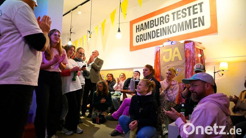 Der Volksentscheid für ein Grundeinkommen-Modellversuch ist gescheitert. Bild: Jonas Walzberg/dpa