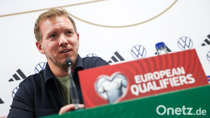 Julian Nagelsmann erwartet ein schweres Spiel in Belfast. Bild: Christian Charisius/dpa