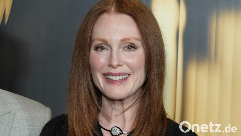 Julianne Moore läuft eigenen Angaben zufolge gerne gelegentlich als Gehirntraining rückwärts. (Archivbild) Bild: Jordan Strauss/Invision via AP/dpa